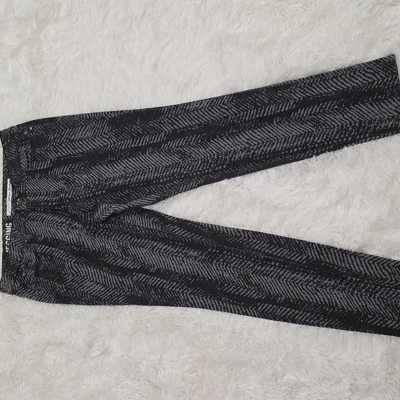 DKNY Premium Denim Jeggings in Two Tone Herringbone Design. Size 10 - Picture 1 of 8